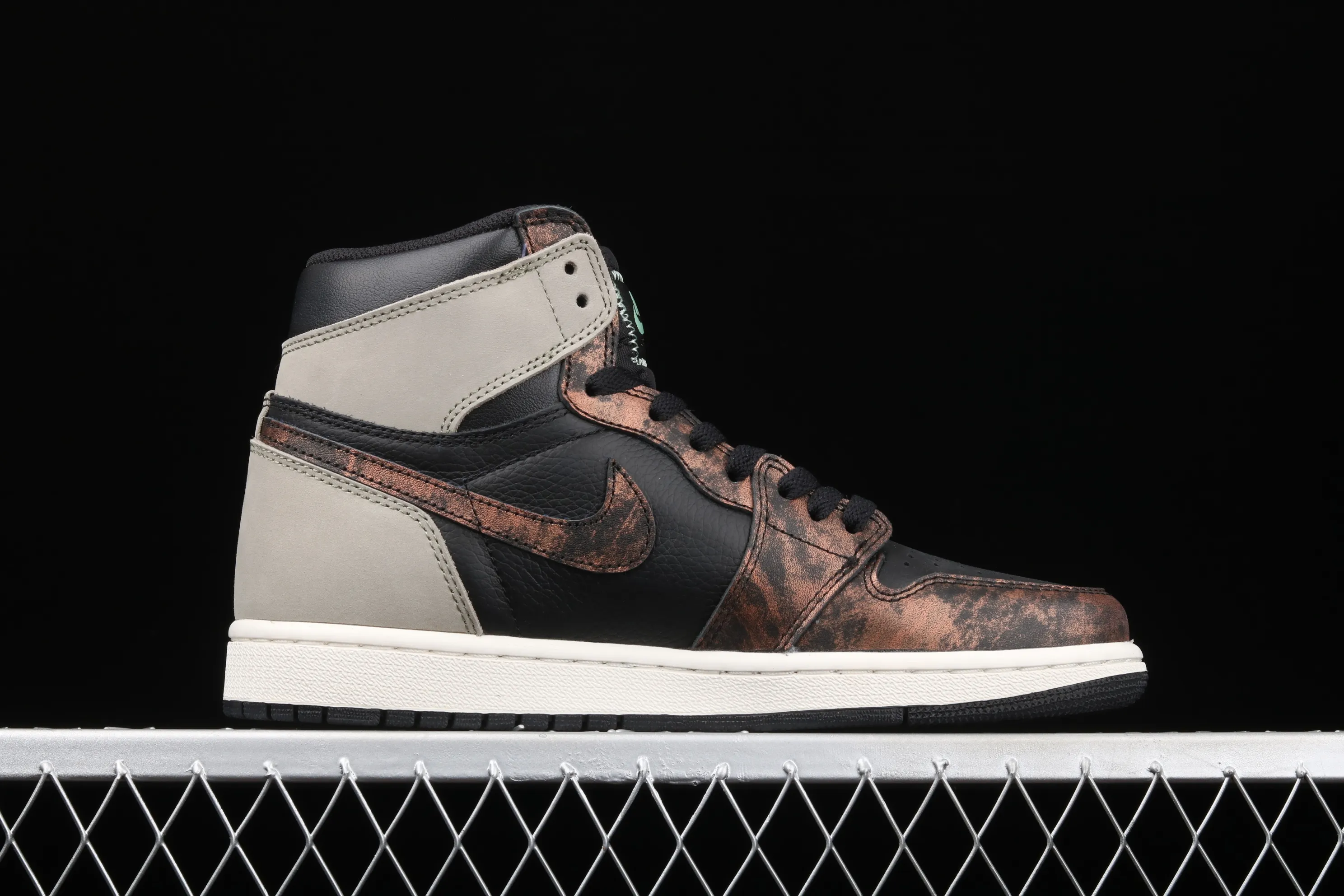 All categories Air Jordan Jordan series basketball shoes Air Jordan 1 High X version Air Jordan 1 High OG "Rust Shadow" AJ1 Joe 1 Bronze Brown 555088-033